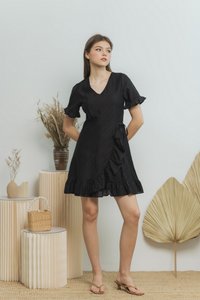 Jessica Textured Signature Ruffles Dress in Black (XS)