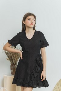 Jessica Textured Signature Ruffles Dress in Black (XS)