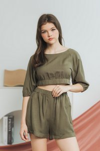 Miley Elastic Cotton Shorts in Olive (XS)