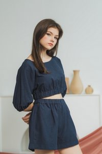 Miley Elastic Cotton Shorts in Navy (XS)