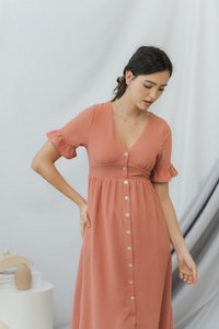 Sheron Empire Button Maxi Dress in Peach (XS)