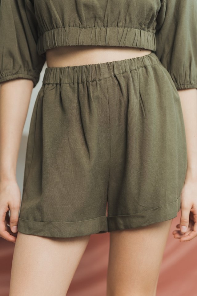 Miley Elastic Cotton Shorts in Olive