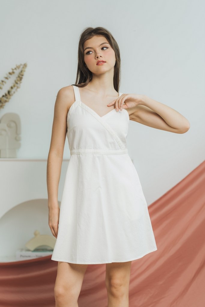Bernice Denim Faux Wrap Dress in White (XL)
