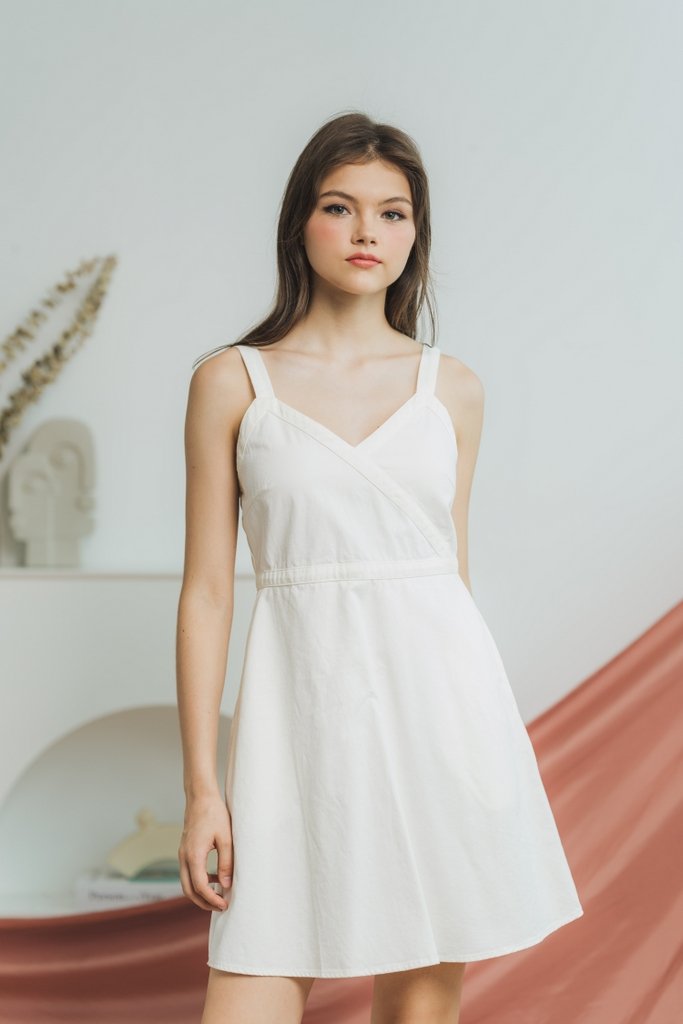 Bernice Denim Faux Wrap Dress in White (XL)