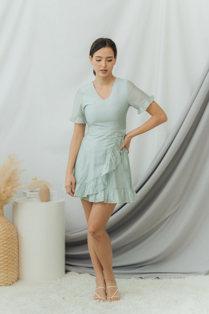 Jessica Textured Signature Ruffles Dress in Sage (XS)