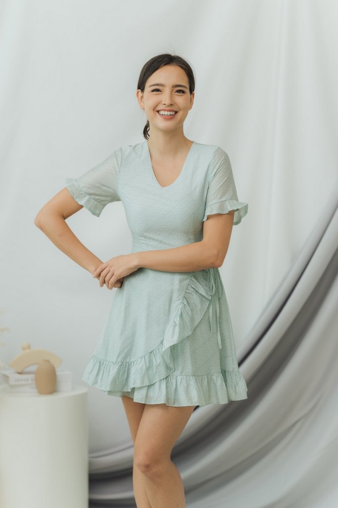 Jessica Textured Signature Ruffles Dress in Sage (XS)