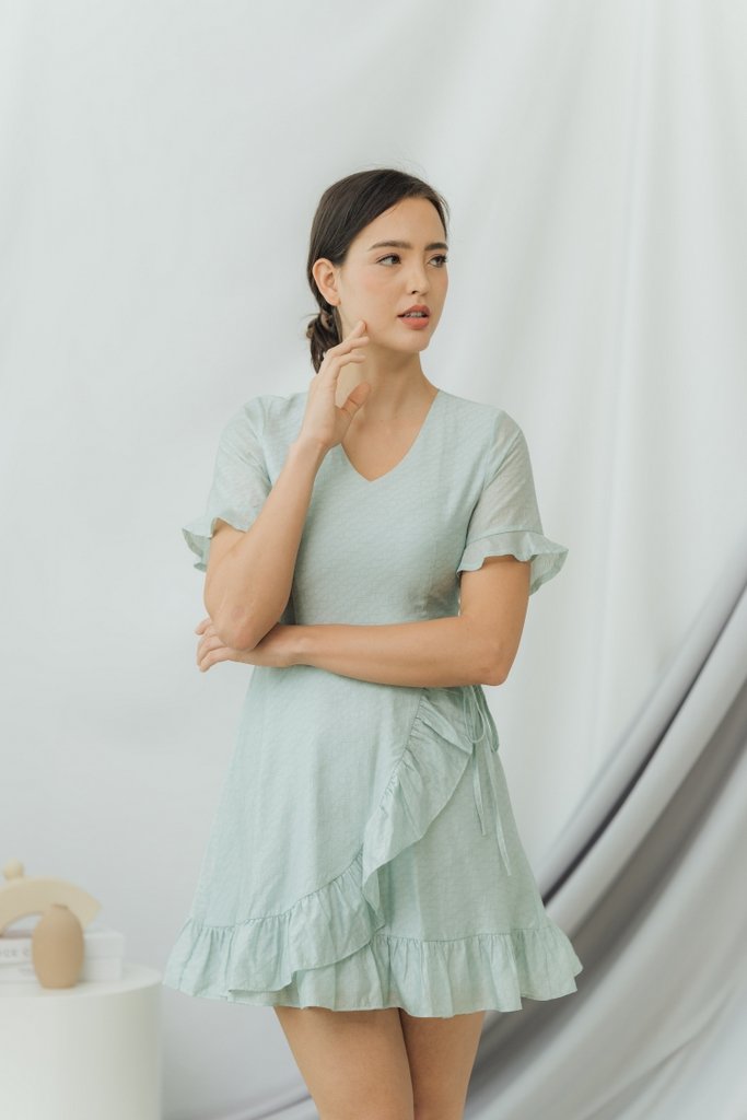 Jessica Textured Signature Ruffles Dress in Sage (XS)