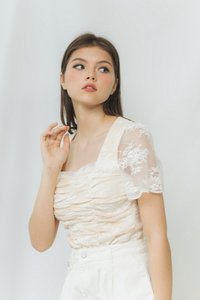 Kody Ruched Floral Laced Top in White