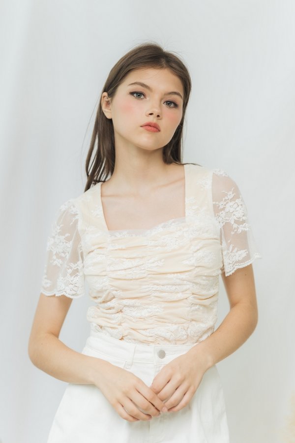 Kody Ruched Floral Laced Top in White