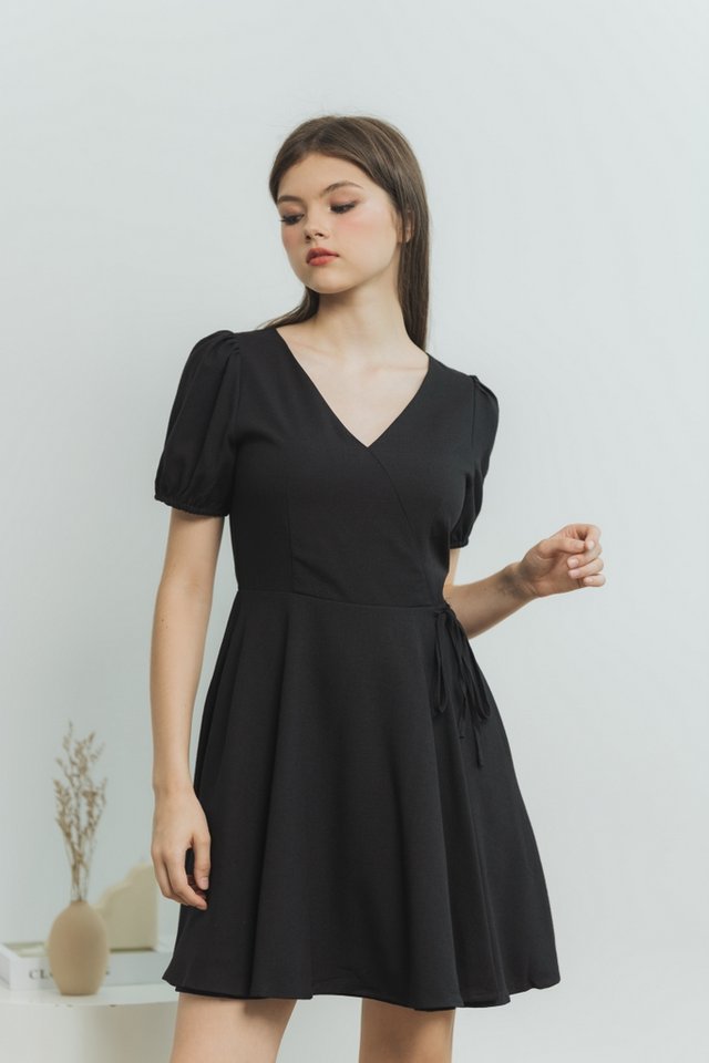 Ally V Neck Dress in Black (XS)