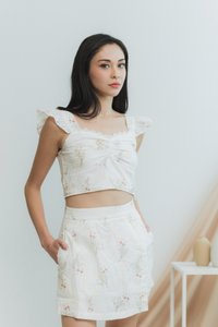 Danice Floral Skorts in White (XS)