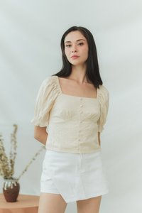 Zooey Broidery Puffy Sleeves Top in Cream (XS)