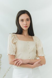 Zooey Broidery Puffy Sleeves Top in Cream (XS)
