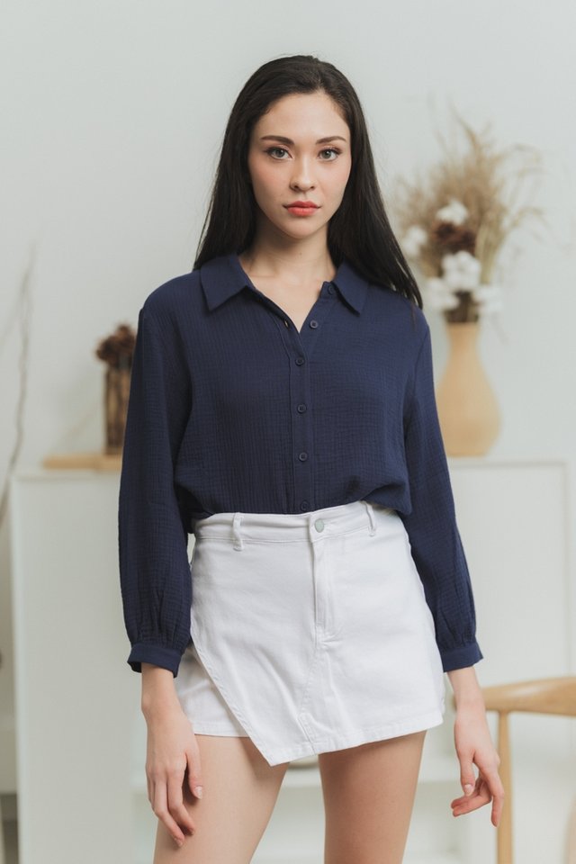 Lucy Oversized Shirt in Navy