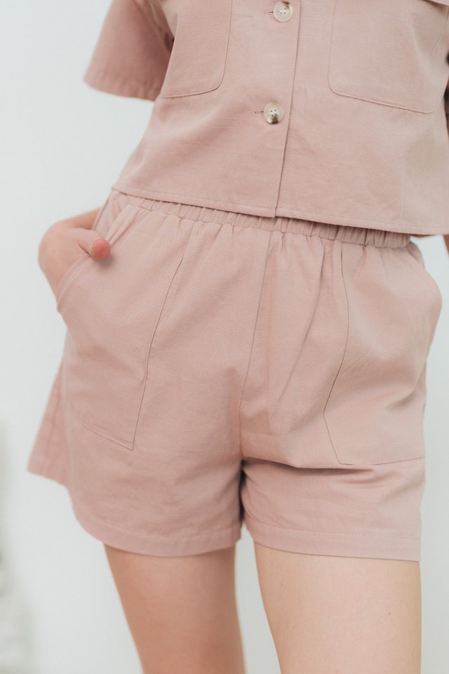 Anna Elasticised Pocket Shorts in Dusty Pink