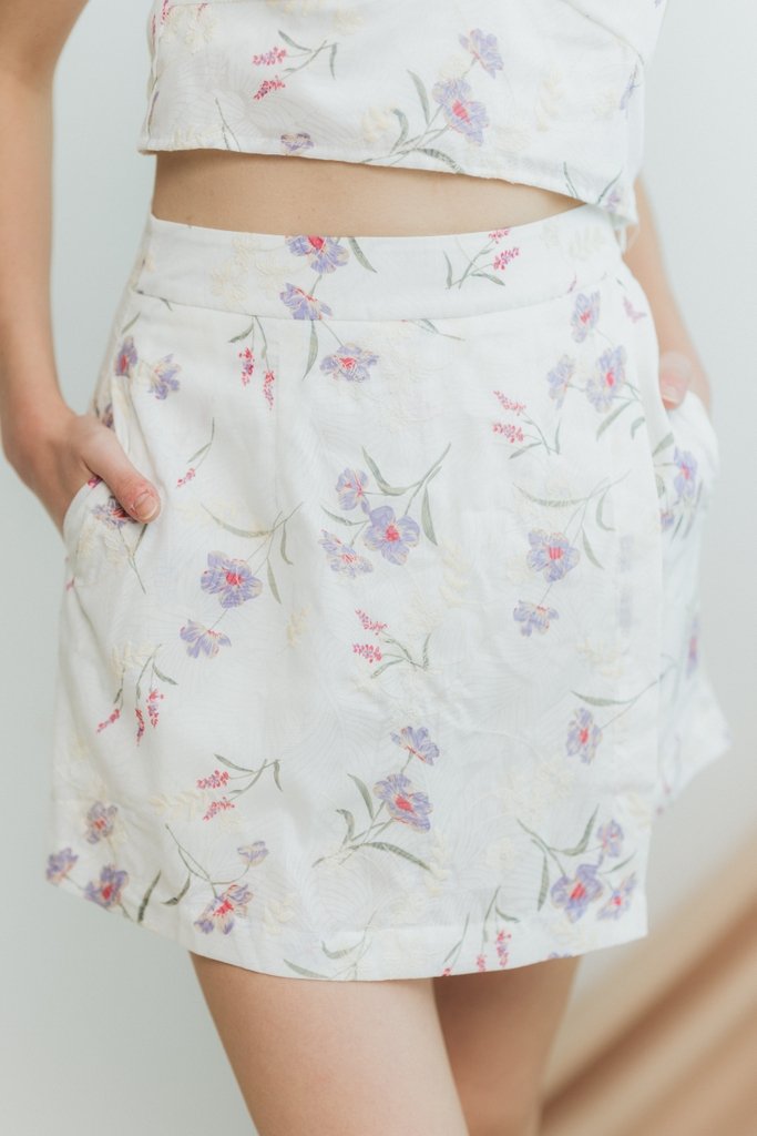 Danice Floral Skorts in Purple (XS)