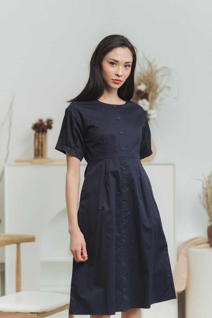 Kamilah Button Midi Dress in Navy(XS)