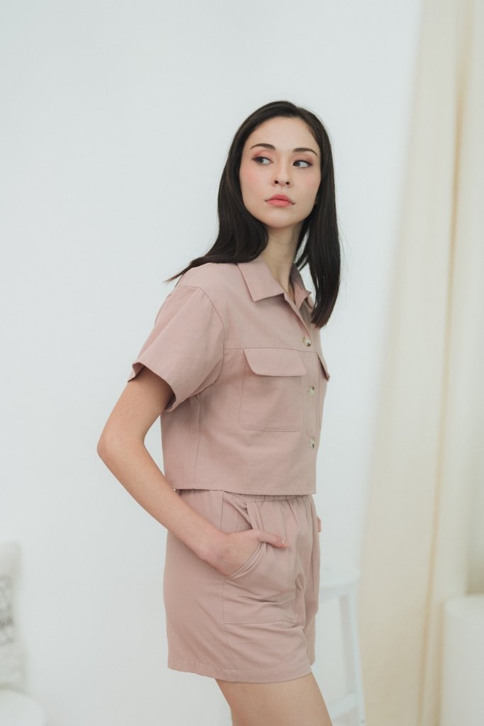 Anna Elasticised Pocket Shorts in Dusty Pink