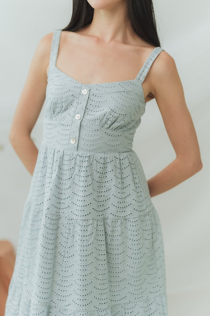 Sora Eyelet Tiered Midi Dress in Seafoam (XS)