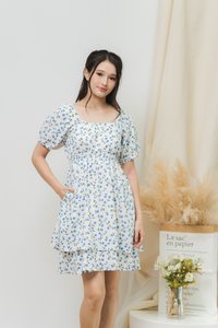 Stacey Smocked Floral Dress in White (XS)