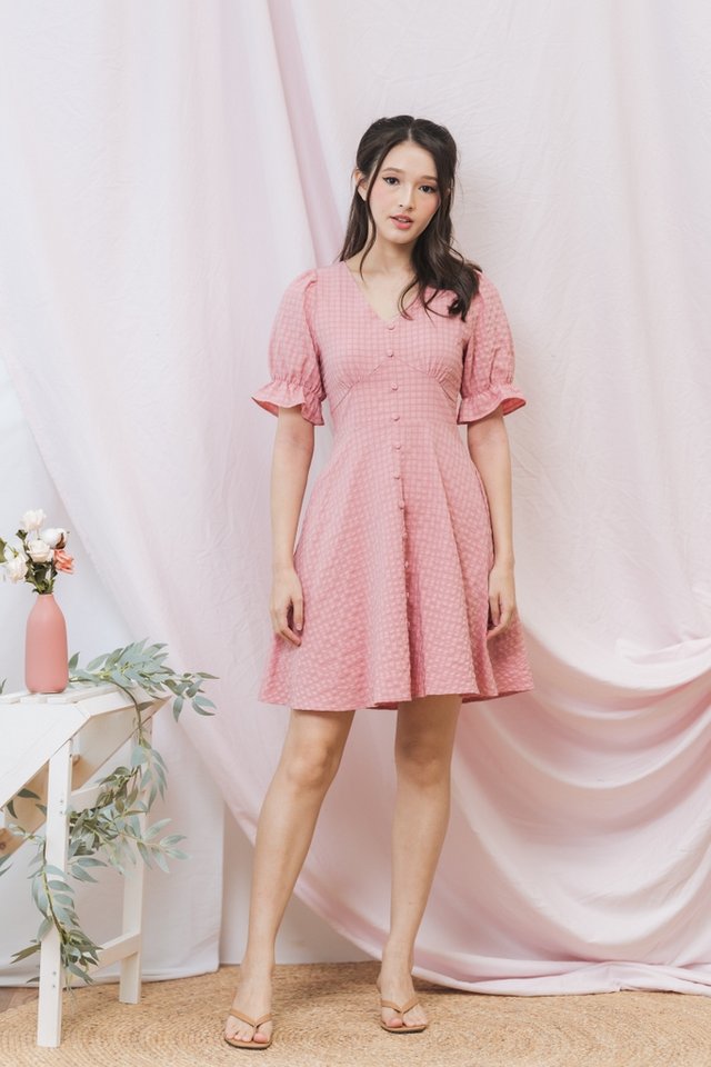 Spencer Textured Empire Dress in Pink (XS)