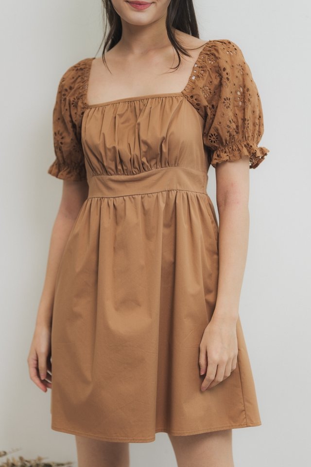 Betty Eyelet Sleeve Dress in Brown