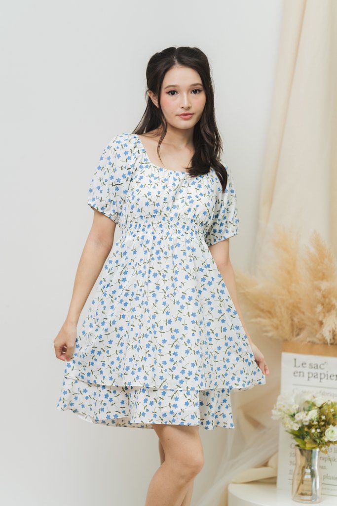 Stacey Smocked Floral Dress in White (XS)