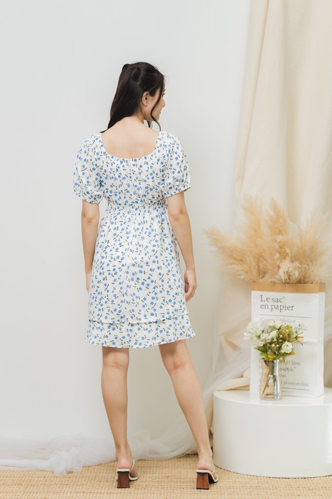Stacey Smocked Floral Dress in White (XS)
