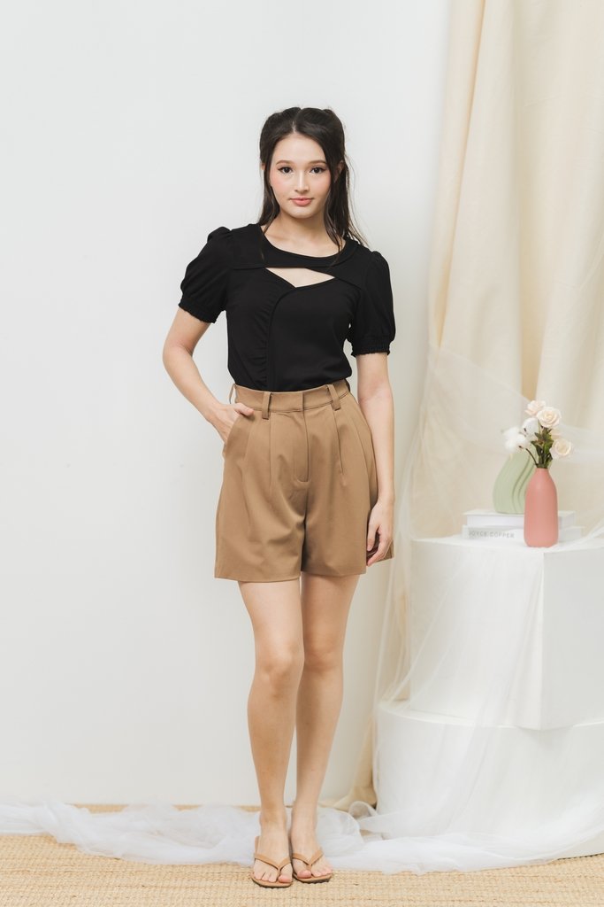 Kara Bermuda Shorts in Brown (XS)