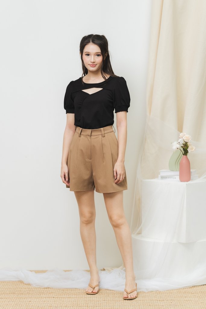 Kara Bermuda Shorts in Brown (XS)