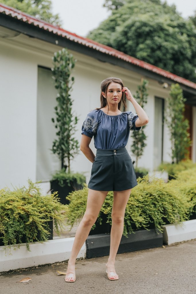 Harlow Button Pocket Shorts in Gunmetal Grey (XS)
