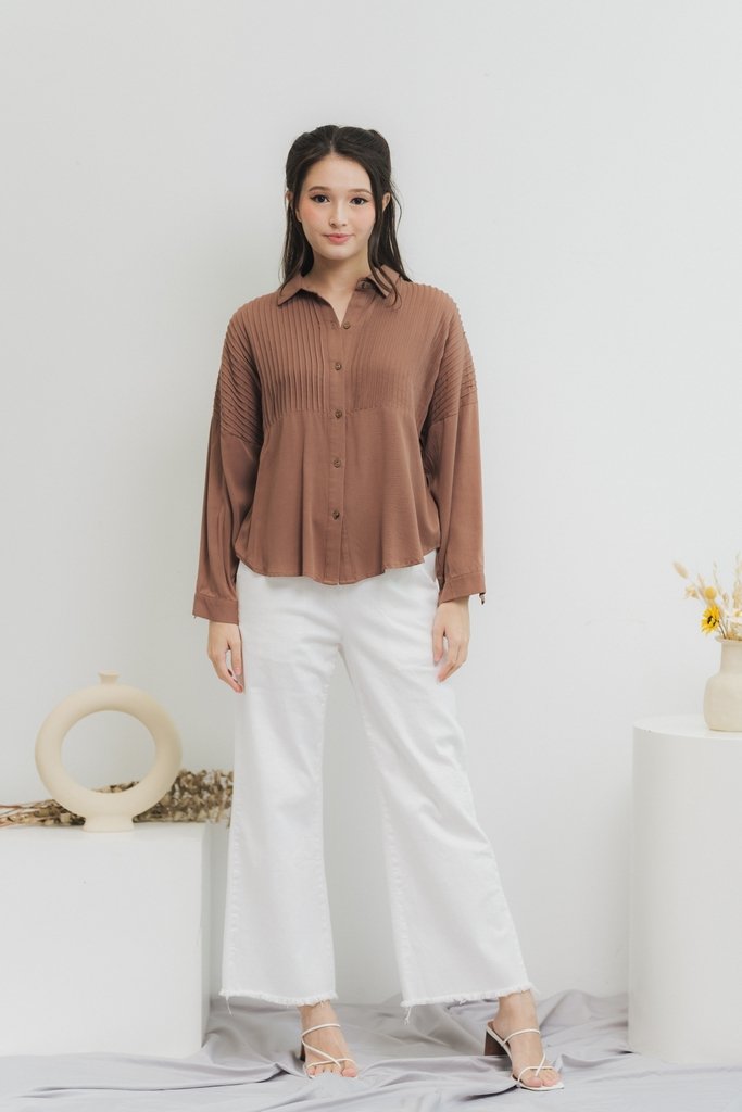 Maryellen Pintuck Shirt in Cocoa