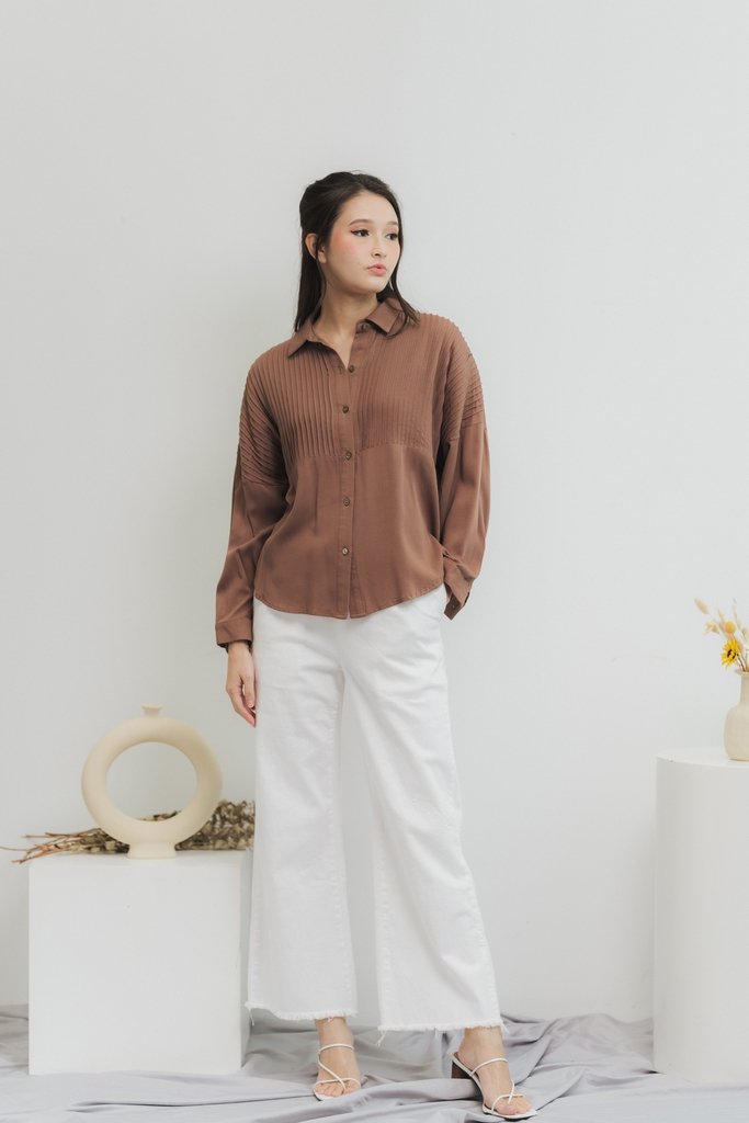 Maryellen Pintuck Shirt in Cocoa