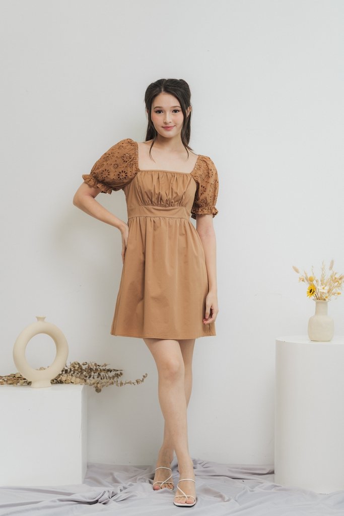 Betty Eyelet Sleeve Dress in Brown