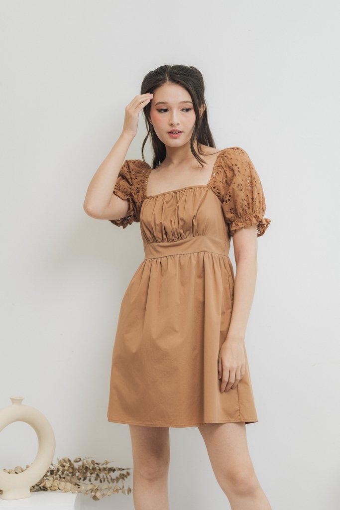 Betty Eyelet Sleeve Dress in Brown