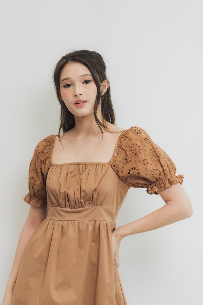 Betty Eyelet Sleeve Dress in Brown