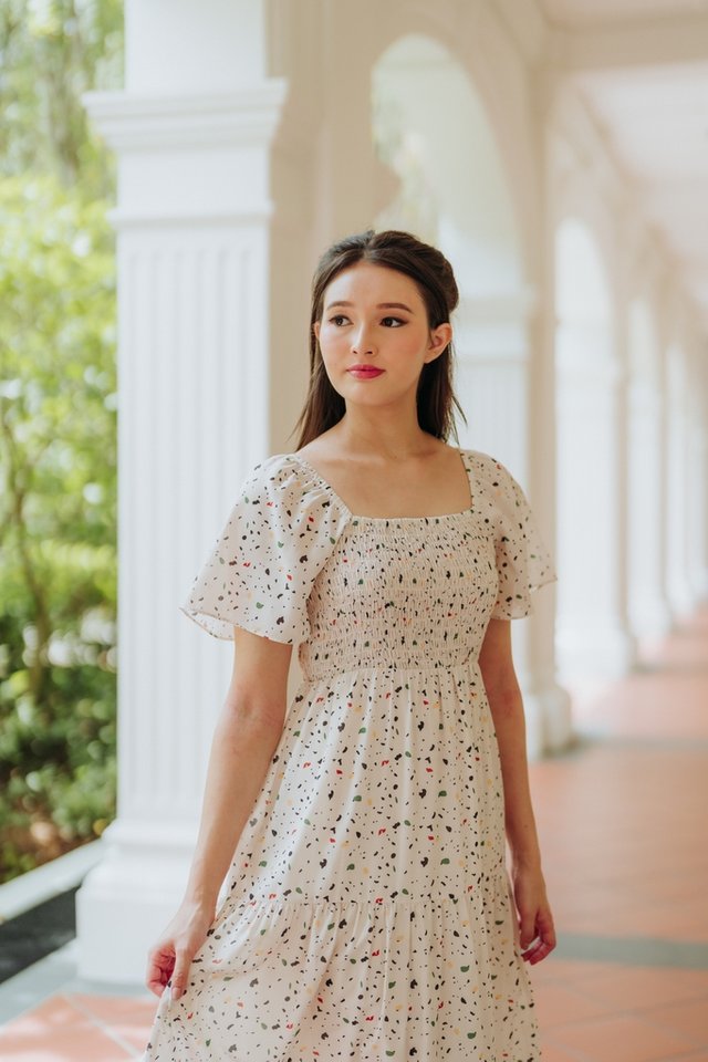 Earlene Terrazo Smocked Maxi Dress in Cream (XXL)