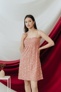 Ellie Lace Camisole Dress in Rose Pink (L)