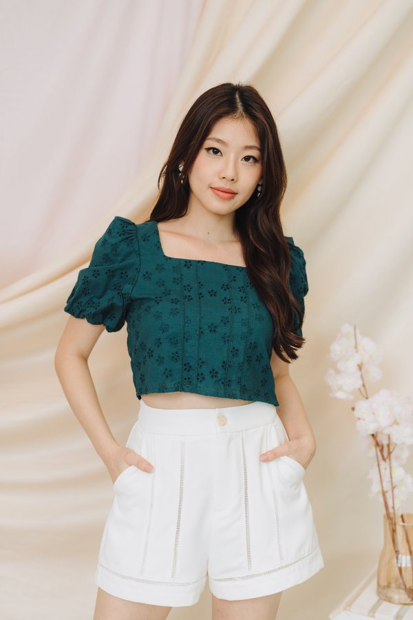 Charlotte Lattice High Waisted Short in White (XS)