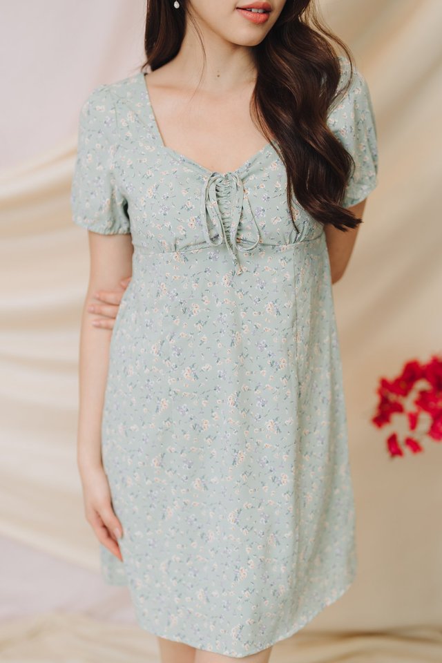 Roni Ruched Floral Dress in Sage (XS)