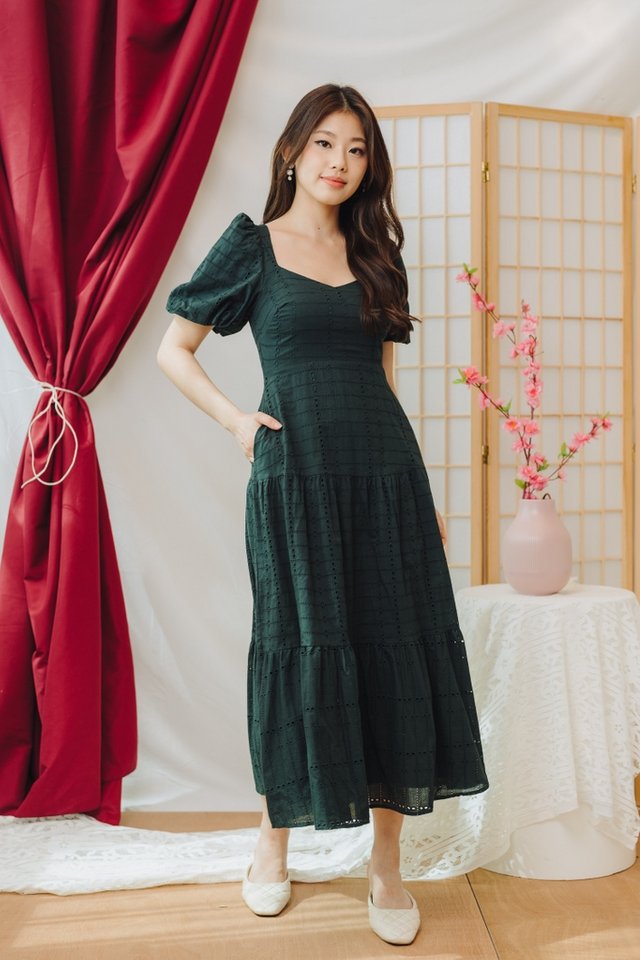 Nat Eyelet Tiered Maxi Dress in Emerald (M)