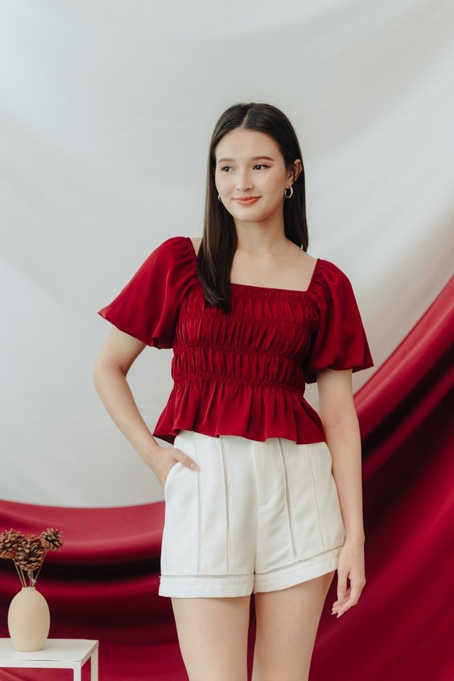Alice Smocked Puff Sleeves Top in Wine Red (S)