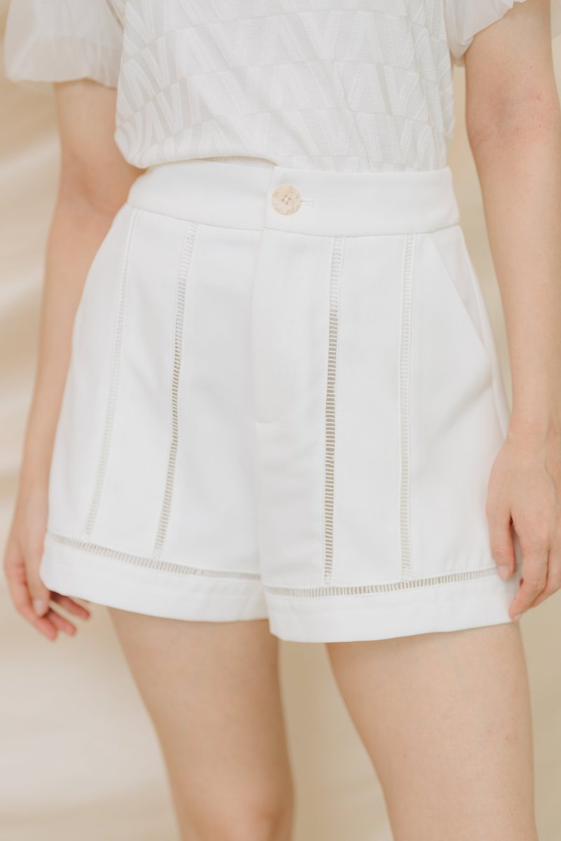 Charlotte Lattice High Waisted Short in White (XS)