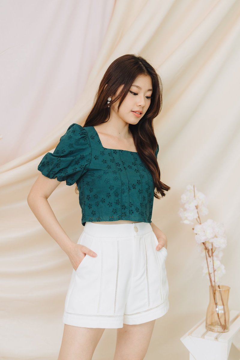 Charlotte Lattice High Waisted Short in White (XS)
