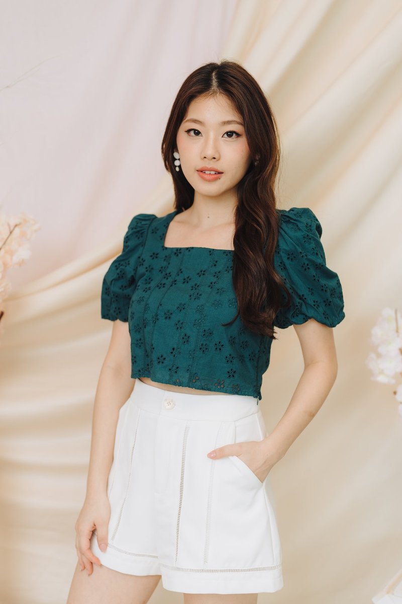 Charlotte Lattice High Waisted Short in White (XS)