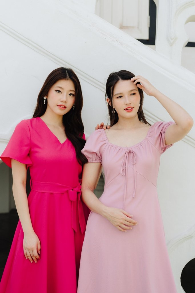 Esmae Fit & Flare Midi Dress in Hot Pink (XS)