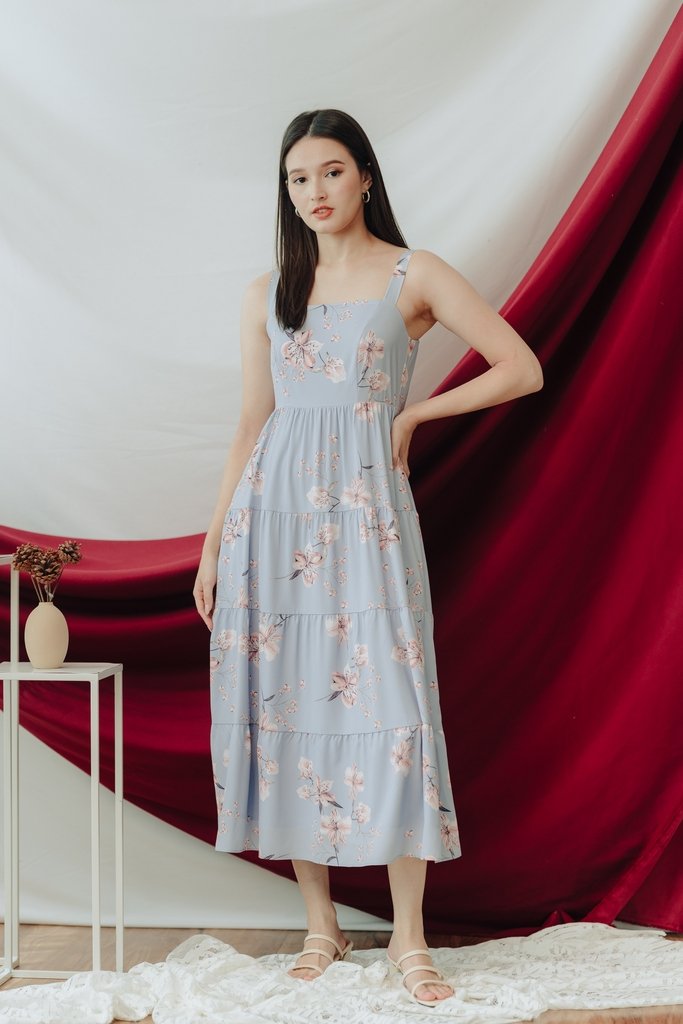 Grace Floral Tiered Maxi Dress in Blue (M)