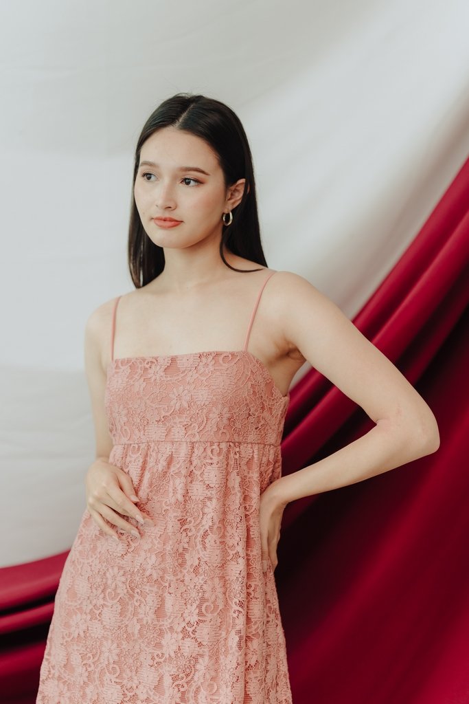 Ellie Lace Camisole Dress in Rose Pink (L)