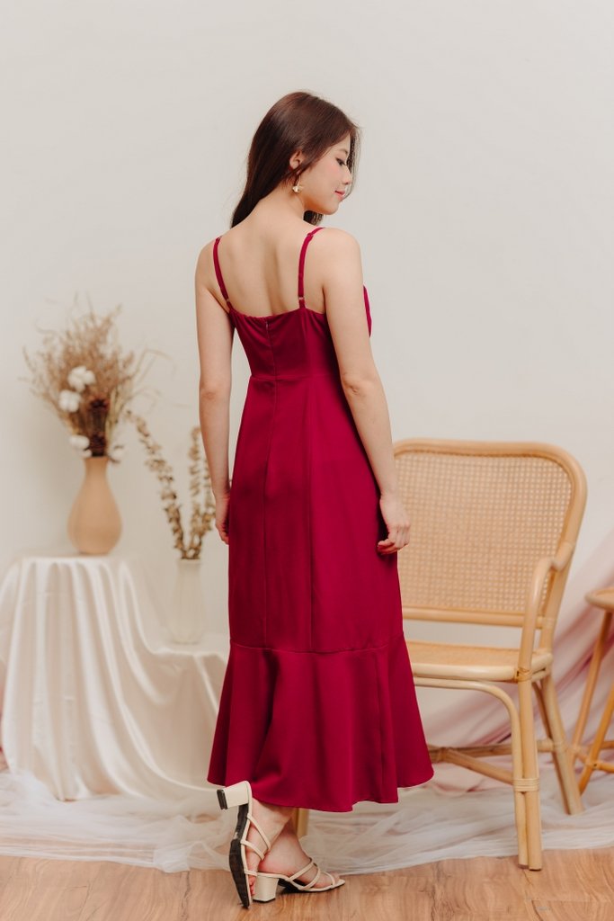 Coro Smocked Mermaid Midi Dress in Wine