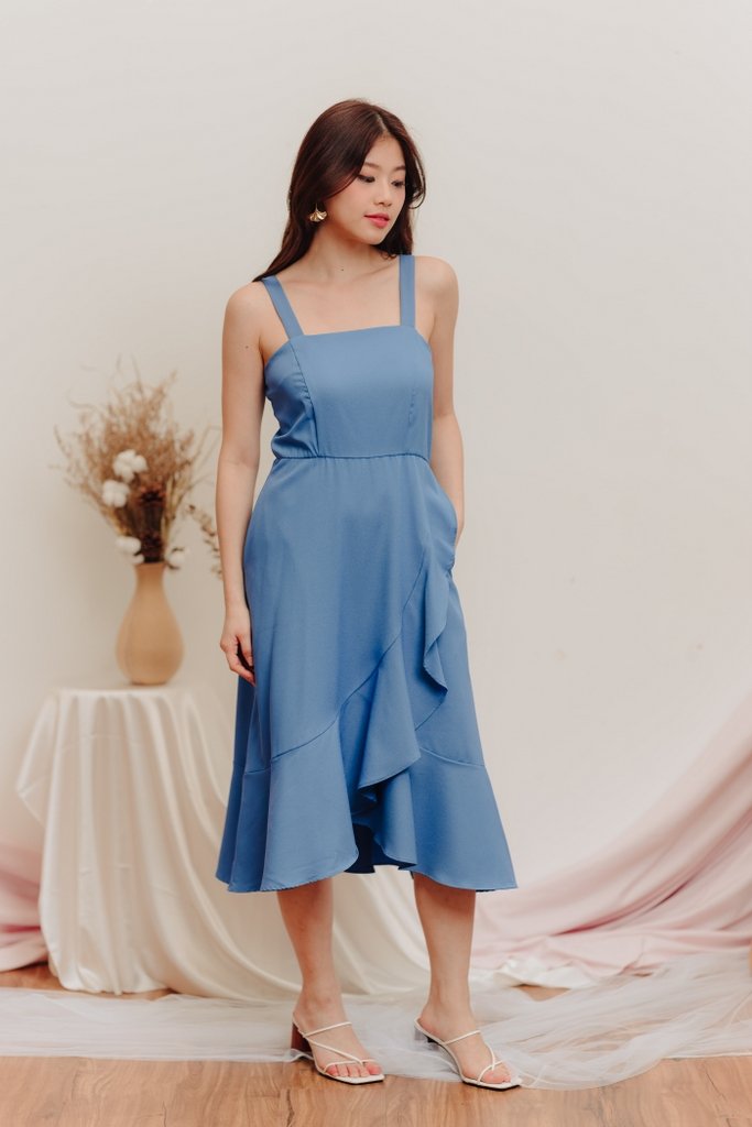 Hampton Ruffles Midi Dress in Blue (XS)